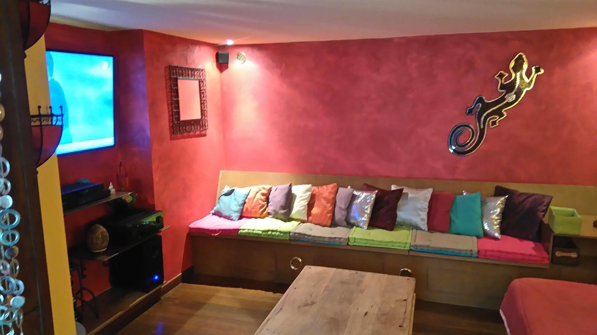 Loc'Apparts Beaumont-sur-Oise Экстерьер фото
